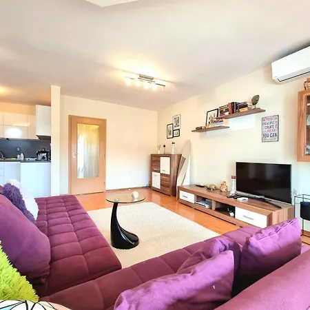 Apartment Shipka With Parking Burgas