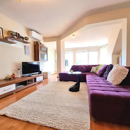 Apartment Shipka With Parking Burgas